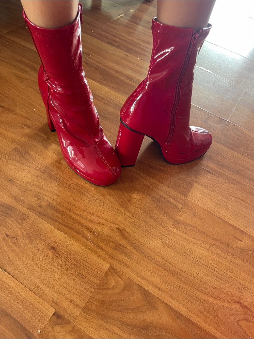 Stylish Red Patent Leather Ankle Boots Halloween Go-Go Boots Disco Style